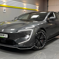 Avatr 12: стильний електричний ліфтбек з характеристиками спорткара