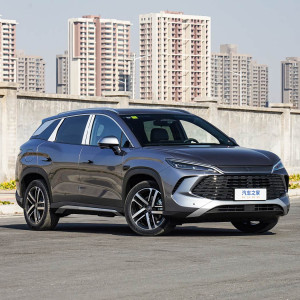 BYD Song L DM-i: гібридний кросовер в E‑SKM