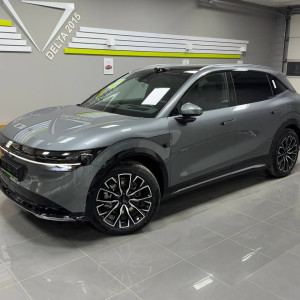 Zeekr 7X: огляд комплектацій AWD Intelligent Long Range та RWD Intelligent